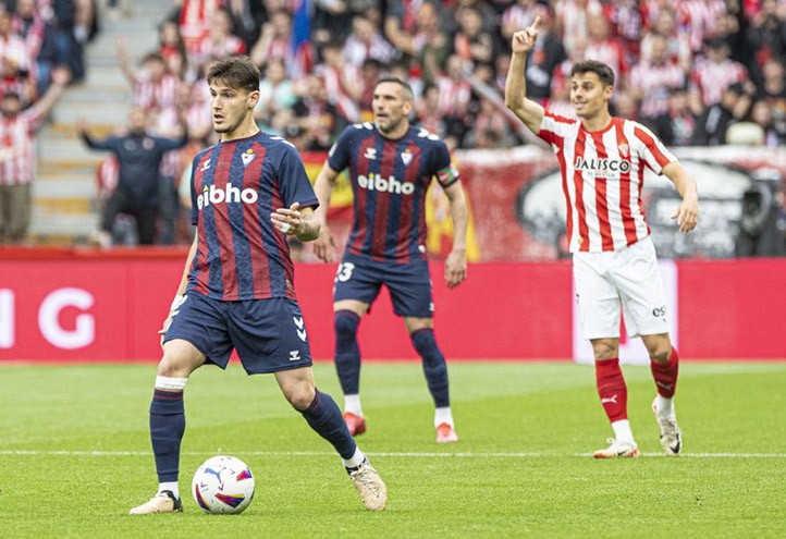 El Eibar De Cristian Guti Rrez Se Queda Sin Ascenso Directo Y Jugar El