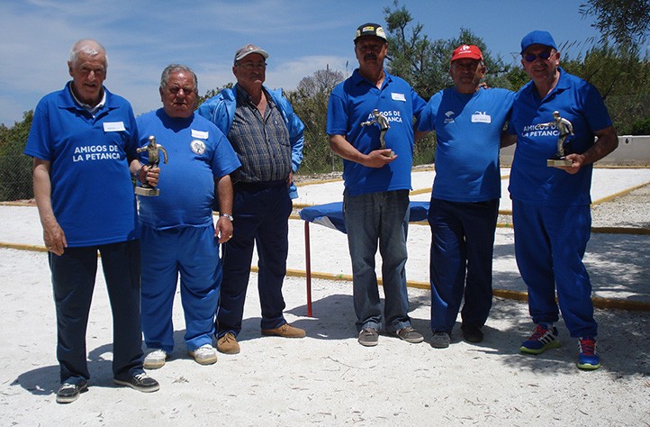 Los Amigos de la Petanca de Marbella ganan en Alhaurín