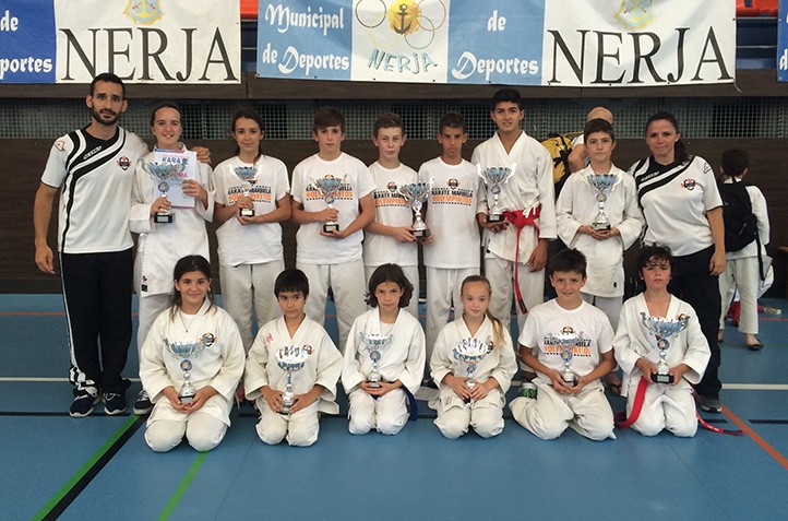 Olympic Karate suma 13 títulos de la Liga de Málaga y 2 campeonatos andaluces