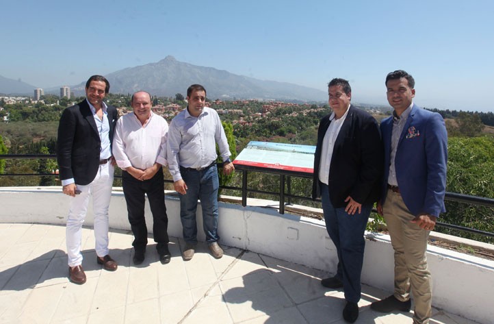 Inaugurado en Nueva Andalucía un mirador con vistas hacia Marbella