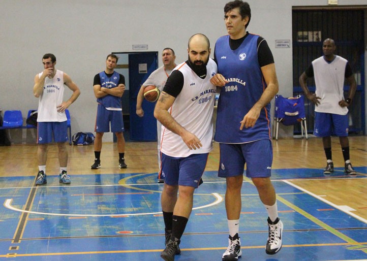 El CB Marbella recibe al Granada en el estreno de Richi Guillén