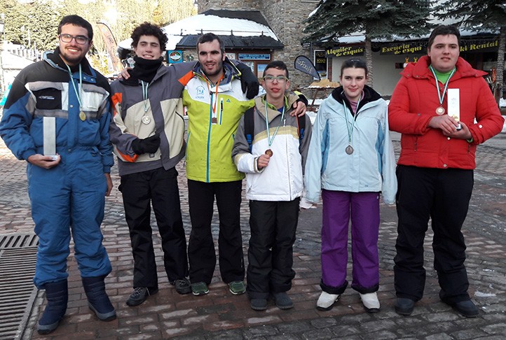 Cinco medallas para el CN Marbella en el Campeonato de Andalucía