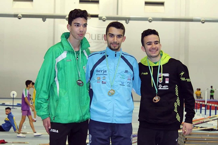 Miguel García conquista el oro en los 800 metros en el andaluz sub-20