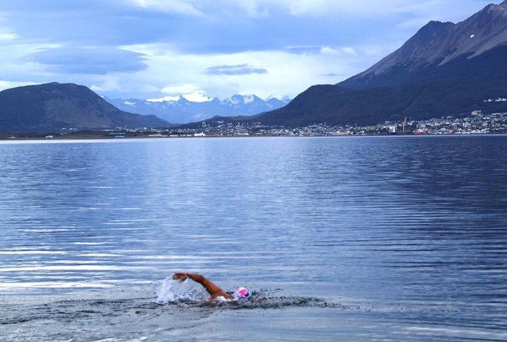 El marbellí Javi Mérida hace historia al conquistar el Canal de Beagle