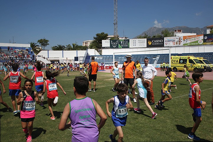 Más de 600 alumnos participan en el Certamen Atlético Intercentros