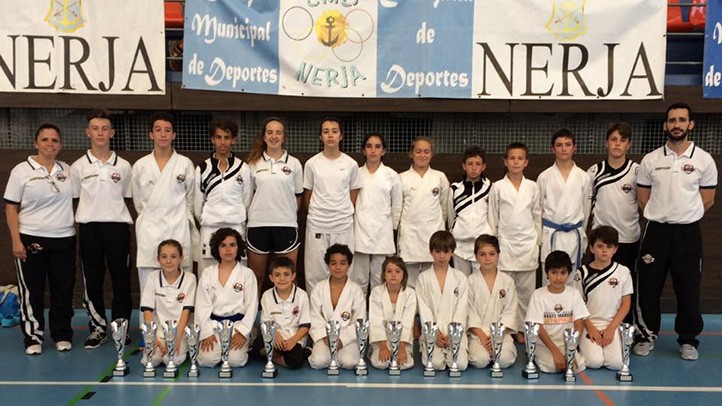 El Olympic Karate Marbella consigue 20 medallas en la Liga Provincial