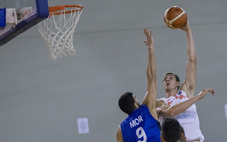 Rubén Guerrero suma 4 puntos y 5 rebotes en el segundo triunfo sobre Israel