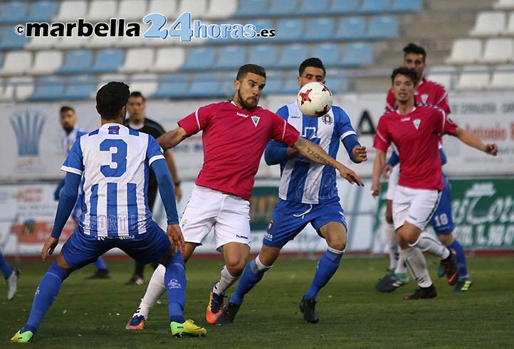 El Marbella sigue sumando puntos y mantiene el liderato en Lorca (0-0)