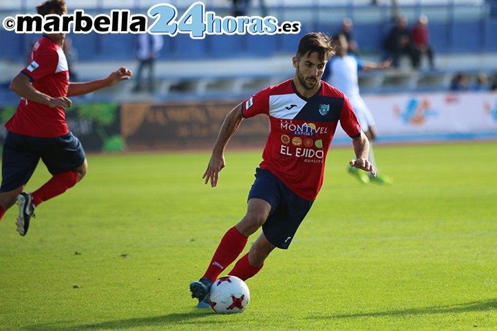 Goleada de El Ejido de Fernando Velasco al UCAM Murcia