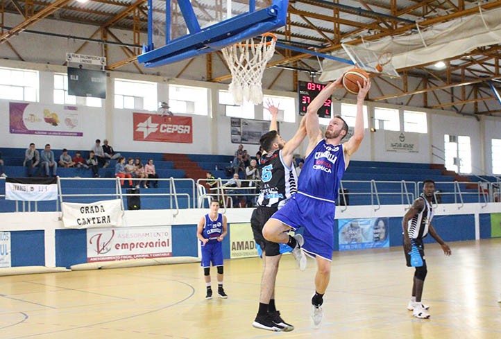 El CB Marbella gana en La Línea (58-74) y está a un paso de la fase de ascenso