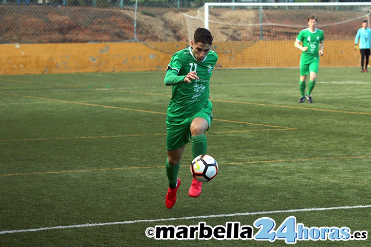 El Vázquez Cultural vence al Maracena y confirma que quiere el ascenso (2-3)