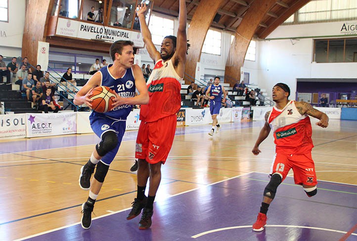 El CB Marbella muere en la orilla en el primer partido por el ascenso (77-74)