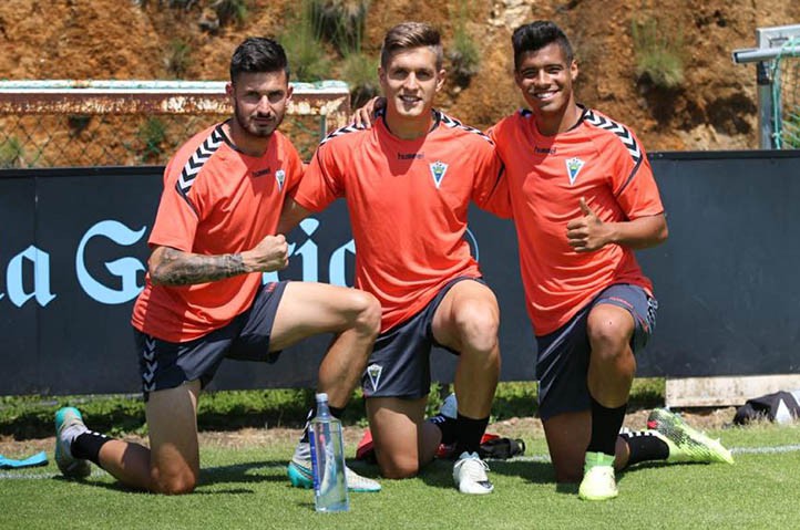 El Marbella FC se entrena en Vigo antes de medirse al Celta B