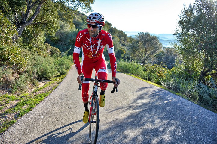 Luis Ángel Maté vuelve a la competición tras entrenar en Sierra Nevada