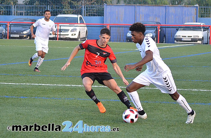 El Marbella encuentra el gol (0-3) en San Pedro y gana el Memorial Naranjo