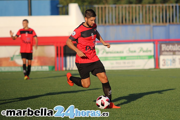 Los tres puntos del II Trofeo Naranjo son para el capitán Álvaro Olmo