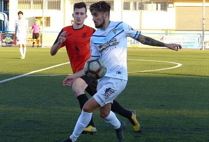 El Atlético Marbella encaja en Campillos su segunda derrota de la temporada (1-0)