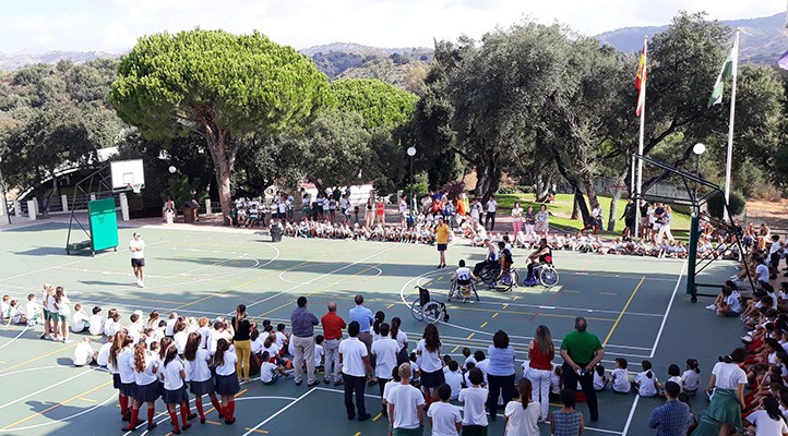 El BSR Marbella y CB Linces participan en una exhibición de baloncesto