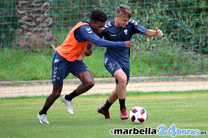 El Marbella FC confía en cambiar su suerte este domingo ante el Recreativo