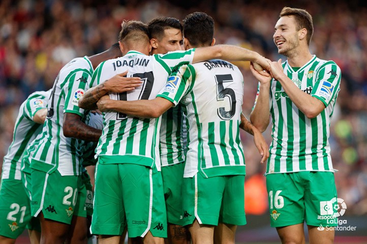 El Real Betis de Loren Morón conquista el Camp Nou en un partido histórico