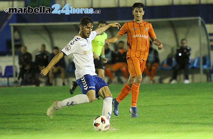 El Marbella empata con el Ceuta (2-2) y pierde a Sillero para La Línea