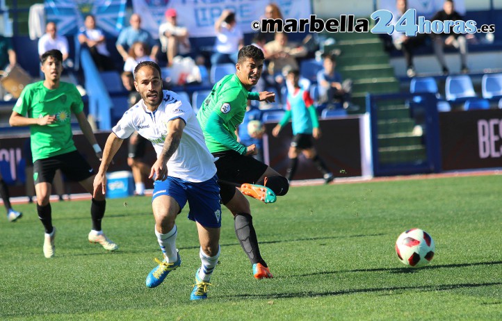 El Marbella respira con un triunfo solvente ante el Almería B (2-0)