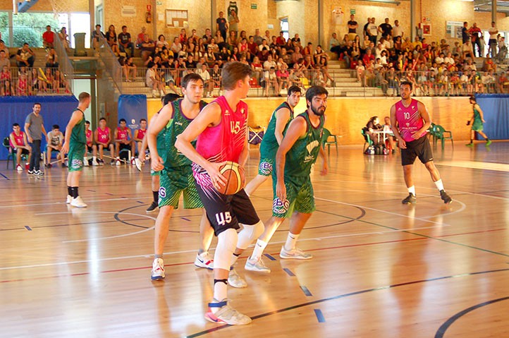 Los últimos minutos condenan al Costa Marbella ante EBG Málaga (79-67)