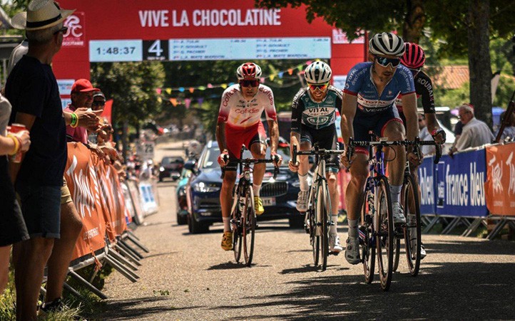 Maté, protagonista en la última fuga, acaba en el Top 10 en la Route d'Occitanie