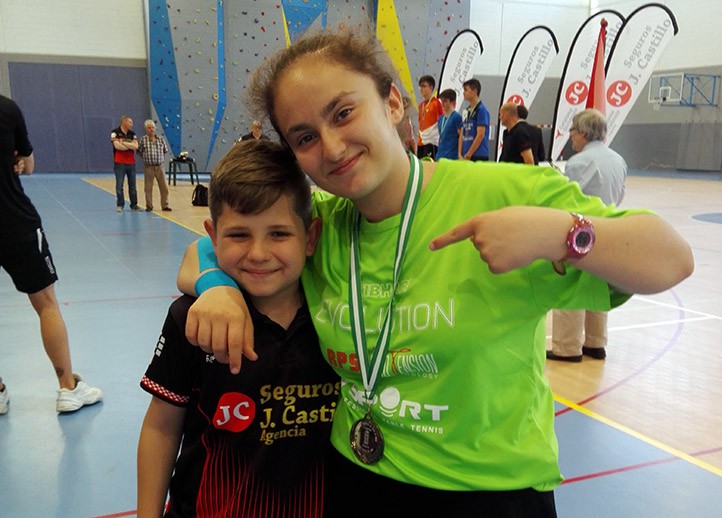 Yanira y Cristian Sánchez suman seis medallas en el Campeonato de España