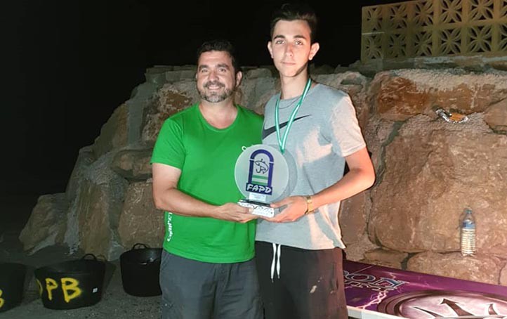 El marbellí Álvaro Cabrera, campeón provincial U-21 en mar-costa