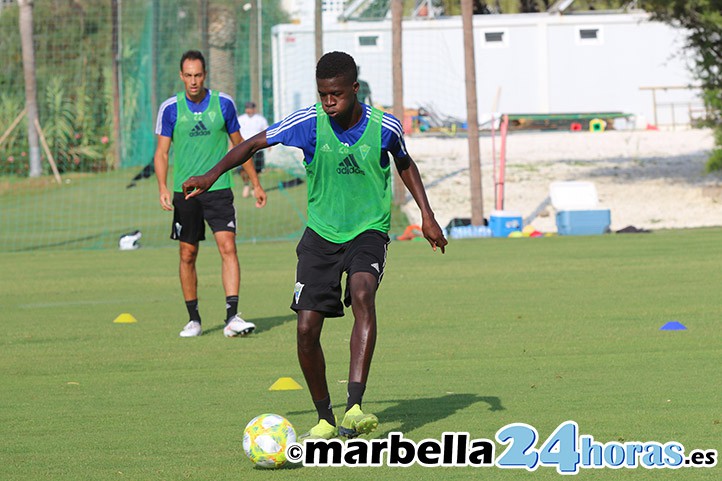 El juvenil senegalés Malick firma cuatro temporadas con el Marbella