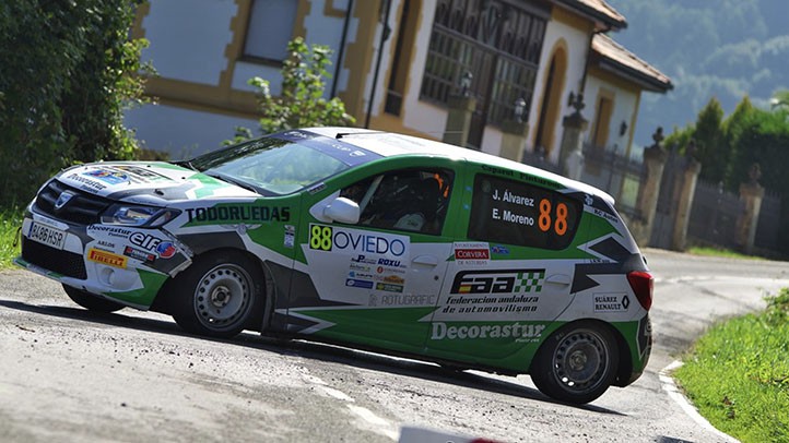 Jonathan Álvarez logra el triunfo en la Copa Dacia en el Rallye Princesa de Asturias