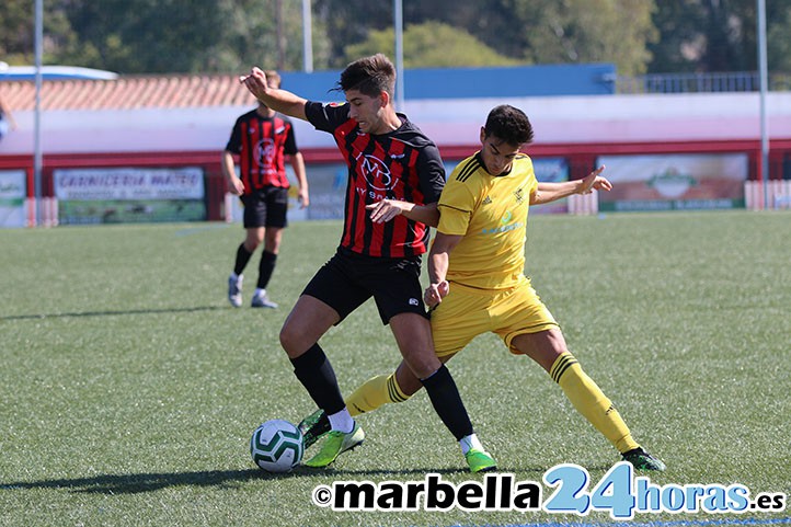 El San Pedro salva un punto tras acabar con ocho jugadores ante Cubillas (0-0)