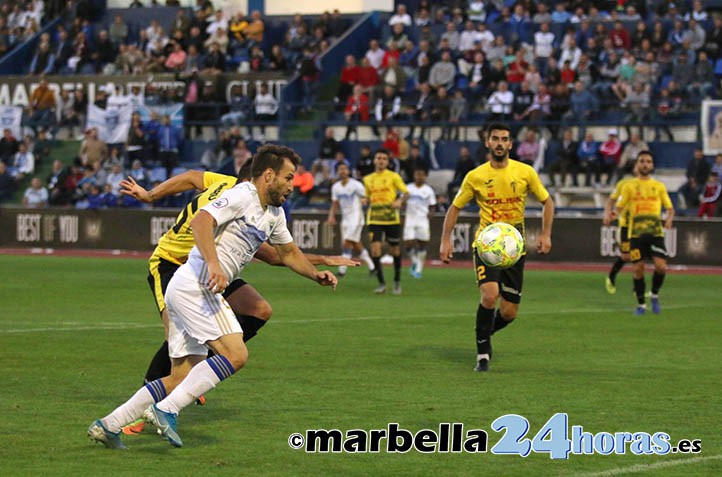 El Marbella FC sufre ante un descarado Villarrubia para seguir invicto (2-1)