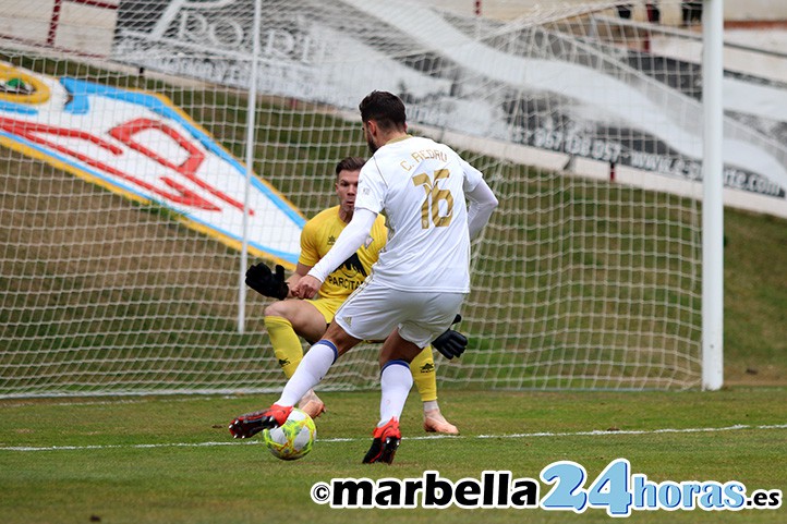 Elías y Redru se mantienen como los máximos asistentes del Marbella FC