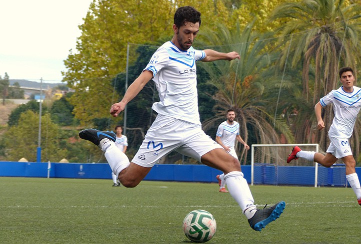 El Atlético Marbella golea con autoridad en casa al Almargen (4-0)