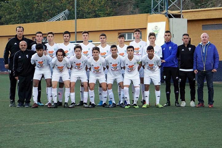 El cadete A del Marbella logra un histórico ascenso a Primera Andaluza