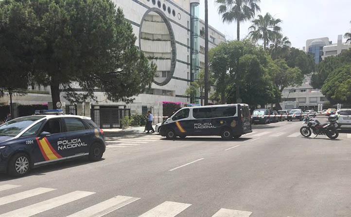 Muere un hombre tiroteado en una lujosa zona del centro de Marbella