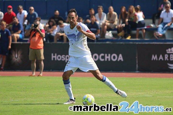 El Marbella FC fulmina a Lolo Pavón a tres semanas de comenzar la liga