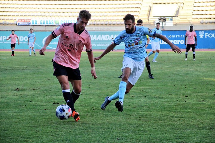 El Marbella muestra una mejor versión en el amistoso ante El Ejido 2012 (1-3)