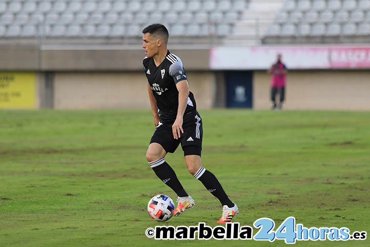 La expulsión de Planas hunde al Marbella ante el Tamaraceite (3-1)