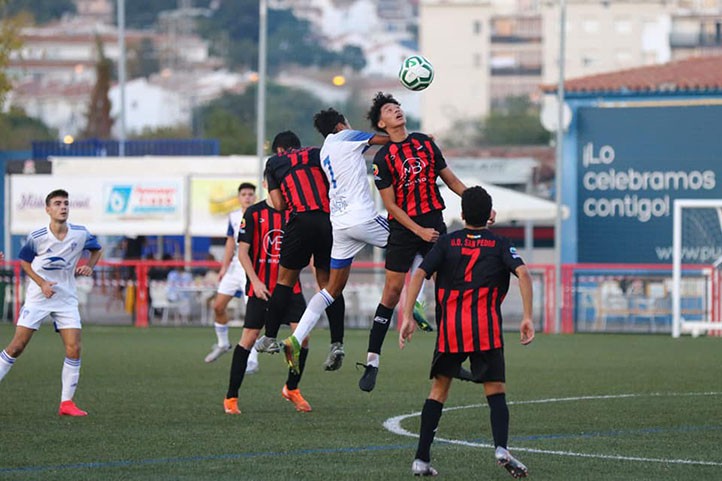 Empate a nada (0-0) en el primer derbi entre San Pedro y Marbella