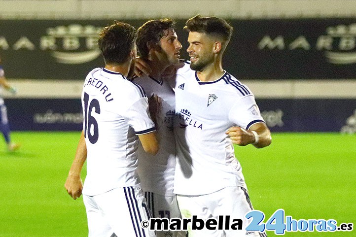 Granero marca el camino para que el Marbella respire ante el Recre (2-0)