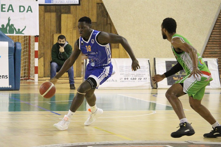 El CB Marbella sigue al alza con su victoria ante Zornotza (66-70)