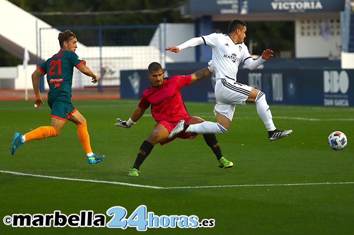 El Marbella FC salva el empate ante el líder Algeciras (0-0)