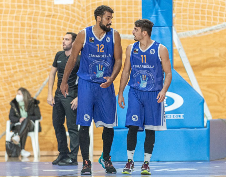 Un CB Marbella imparable arrolla al CB Morón en el derbi regional (84-43)