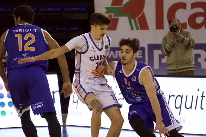 El CB Marbella no reacciona y sufre ante Clavijo su quinta derrota seguida (80-67)