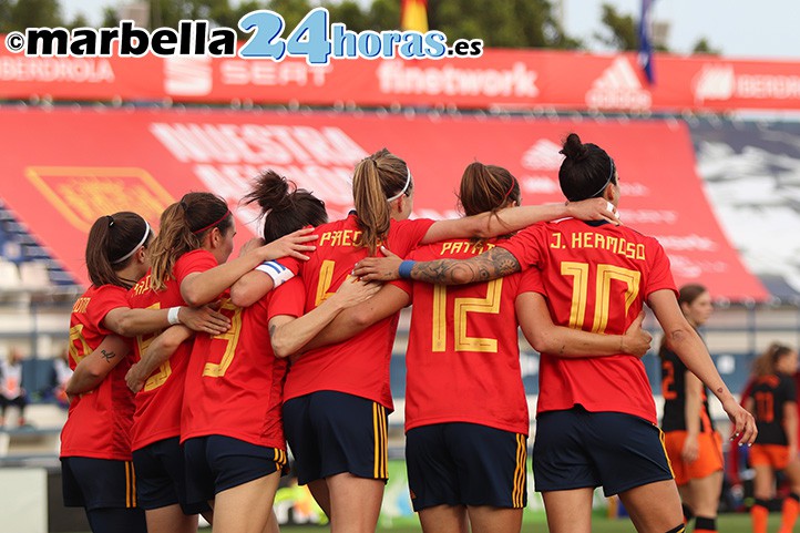 Brillante victoria del conjunto femenino español ante Holanda en Marbella (1-0)