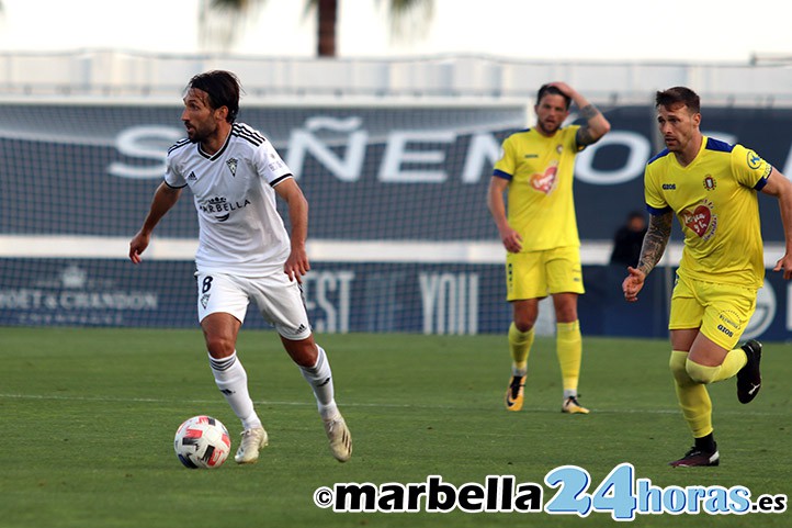 Álex Bernal sigue al alza y suma los tres puntos del Trofeo Moñi-M24H