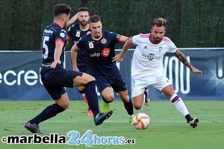 Un Marbella de más a menos empata ante el Torredonjimeno (0-0)